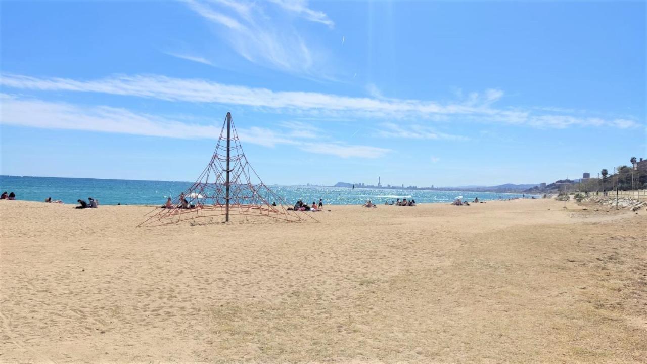 Marina Port & Beach-Apartment Masnou Exteriér fotografie